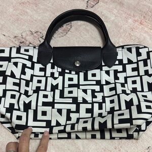 Longchamp signature Black and White Tote